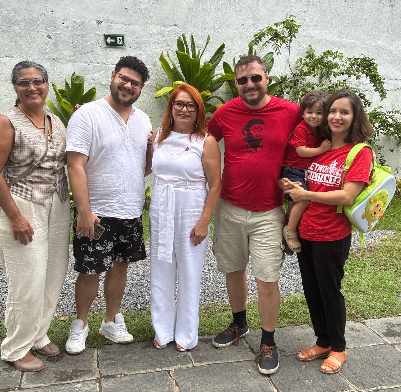 SINPC presente no aniversário de Ivete Caetano, presidenta do SINTEPE